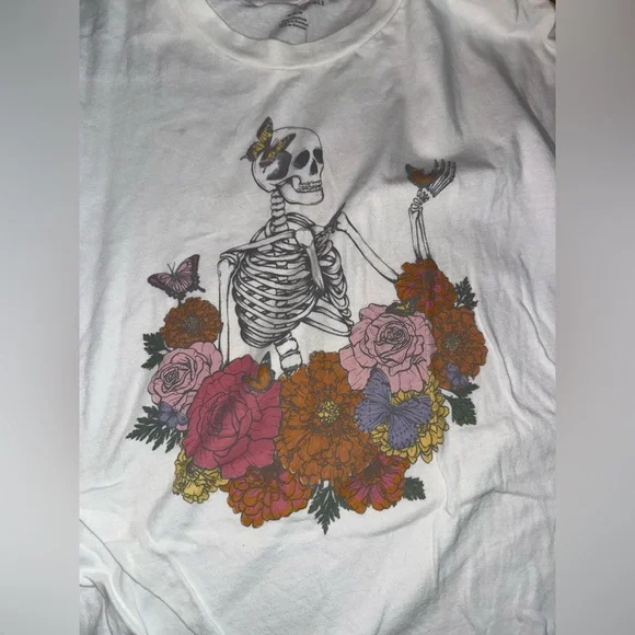 American Eagle Outfitters White Graphic Tee with Floral Skeleton - Picture 2 of 5